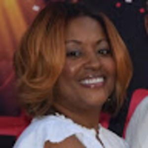 Meet your Posher, Latoya